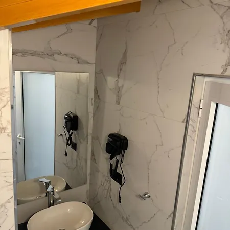 Adem Hillcrest Apartment Sarande