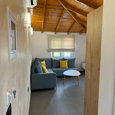 Adem Hillcrest Apartment