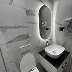 Adem Hillcrest * Sarandë