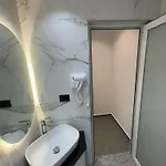 Adem Hillcrest * Sarandë