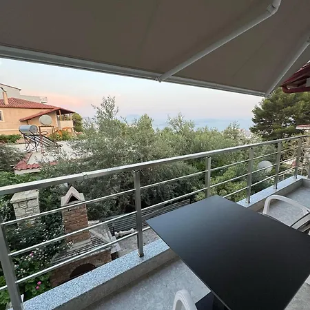 شقة Adem Hillcrest *