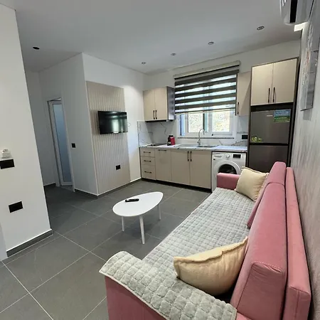 アパート Adem Hillcrest