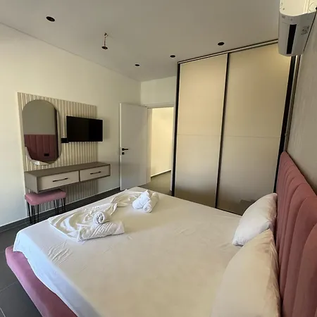 Adem Hillcrest アパート *