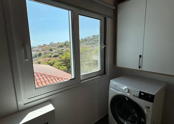 Adem Hillcrest Appartement Sarandë